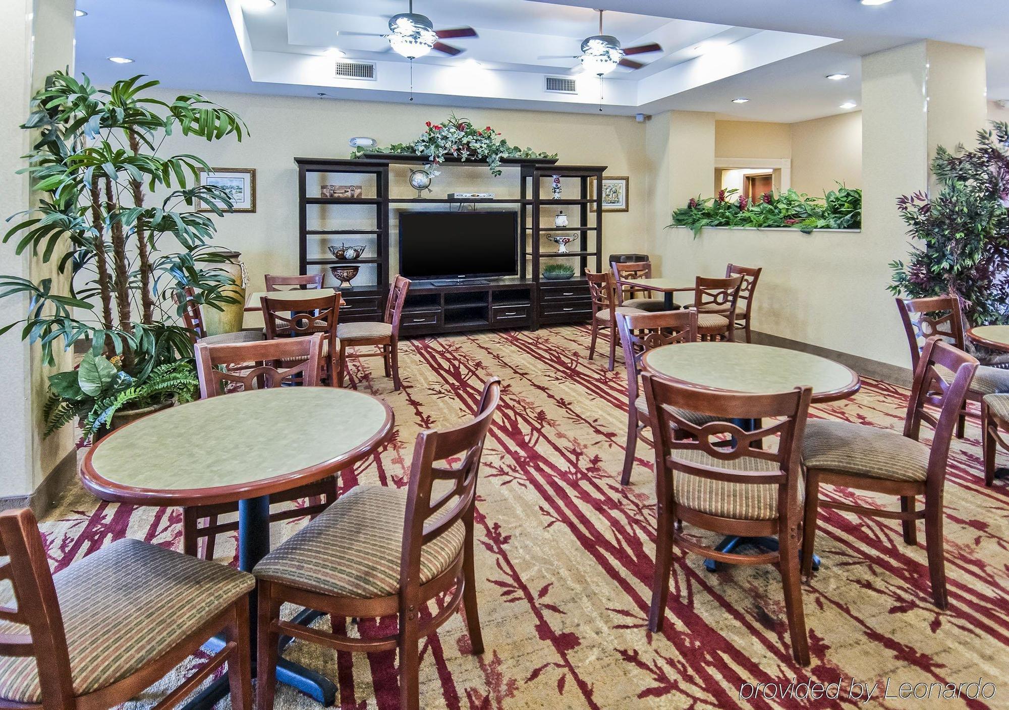 Comfort East Hotel 2*