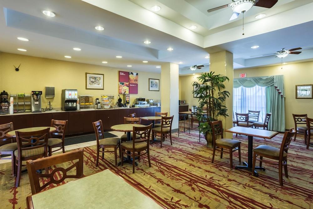 Comfort East Hotel 2*