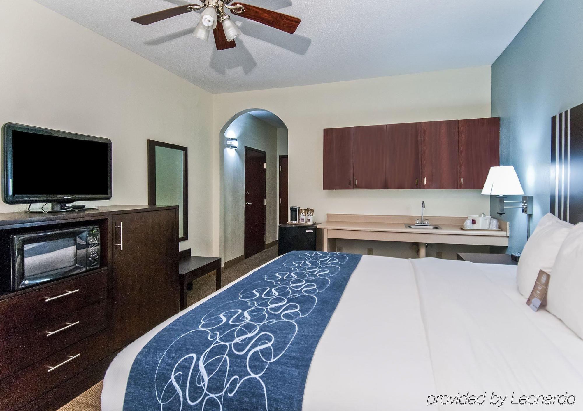 Comfort East Hotel 2*